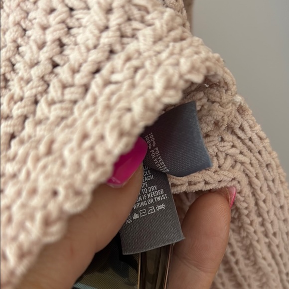 Aerie Cream Mock Neck Sweater with Ribbed Texture - Picture 4 of 5
